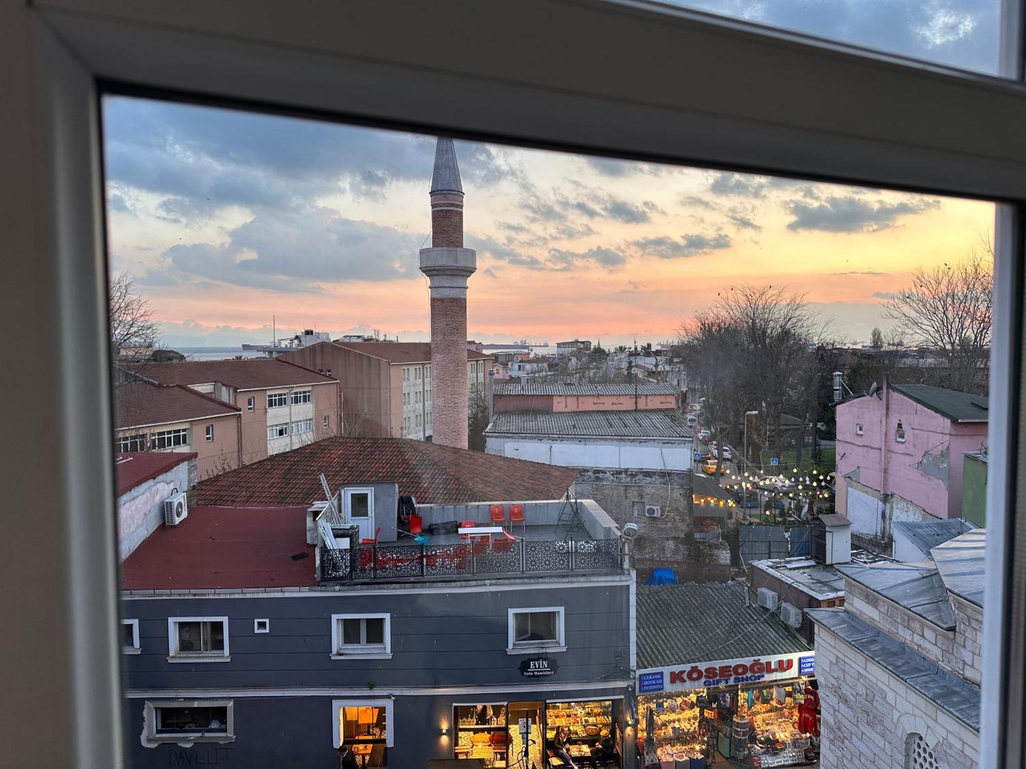 Asparagus Hotel & Suites Old City Istanbul Exterior photo